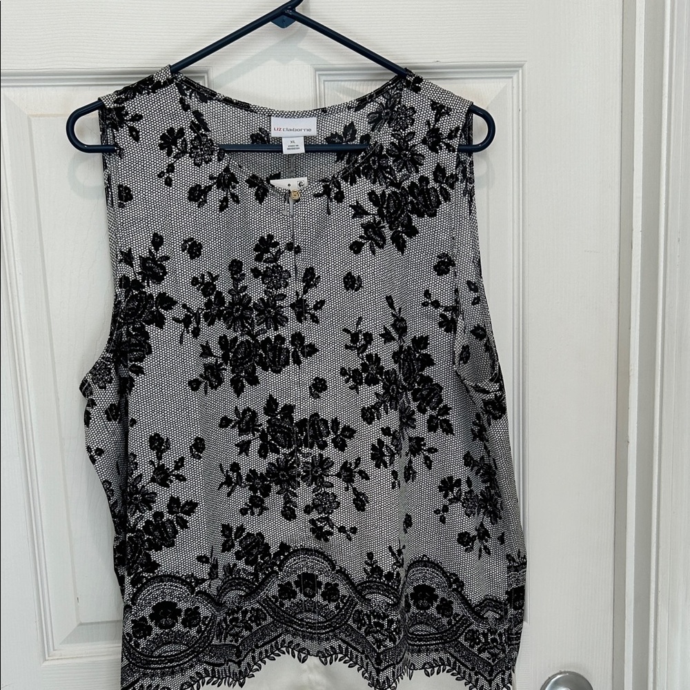 Liz Claiborne Black Floral Sleeveless Blouse